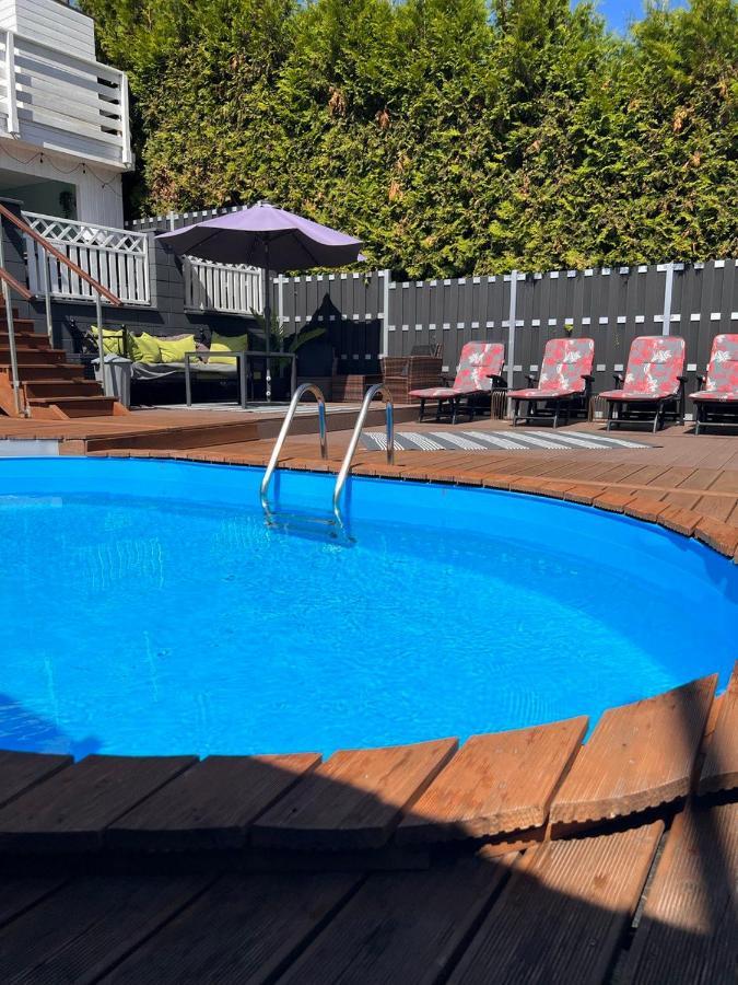 O&W Ferienhaus Mit Pool Naehe Nuerburgring, Adenau Luaran gambar